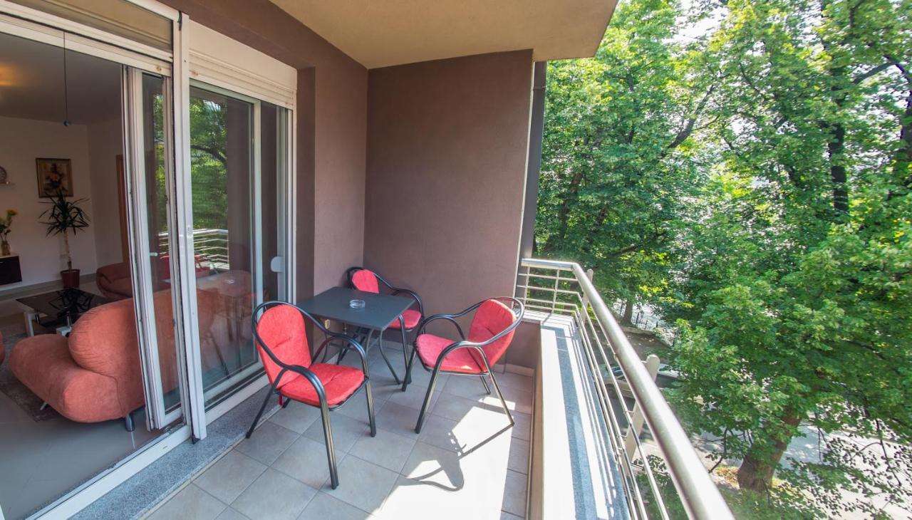 Apartment Enjoy Free Private Parking Mostar Exterior foto